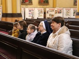 Dekanalne spotkanie Dzieci Maryi z okazji Kongresu Eucharystycznego, 27.04.2024